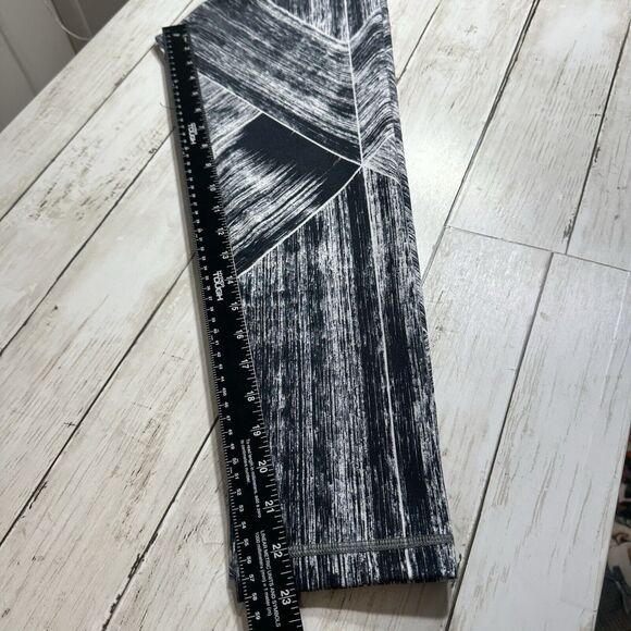 Lululemon Wunder Under Crop II Heath Wave Black White Size 4 Workout Leggings - Picture 12 of 13